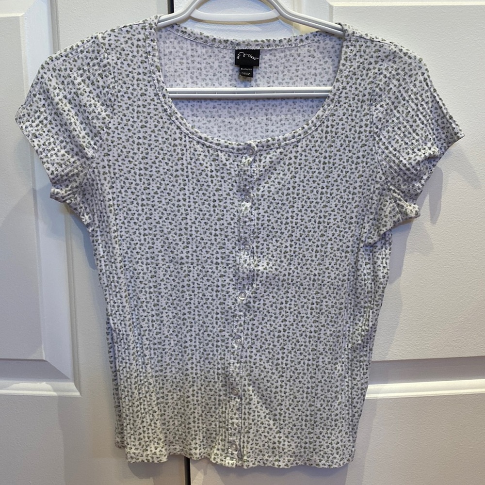 Flowery t-shirt